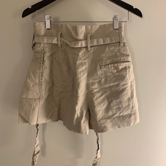 Wilfred High Waisted Shorts - Picture 2 of 3